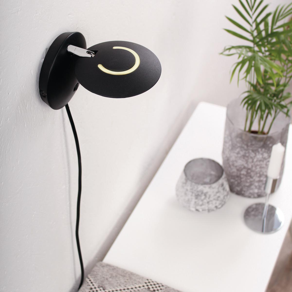 vanthoeftverlichting-voorburg-wandlamp-steinhauer-zenith-dimbaar-led vanthoeftverlichting-voorburg-wandlamp-steinhauer-zenith-dimbaar-led