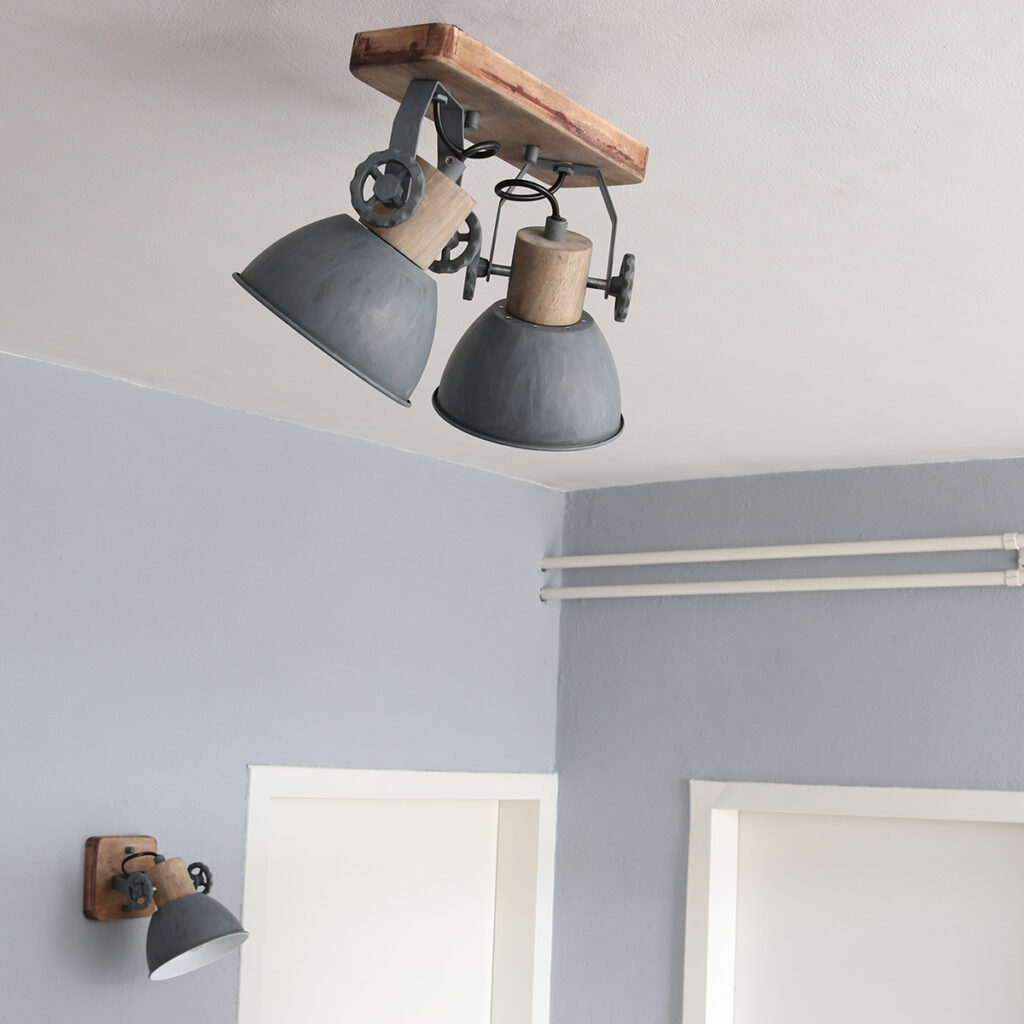 vanthoeftverlichting-voorburg-led-spot-gearwood-hout-2lichts