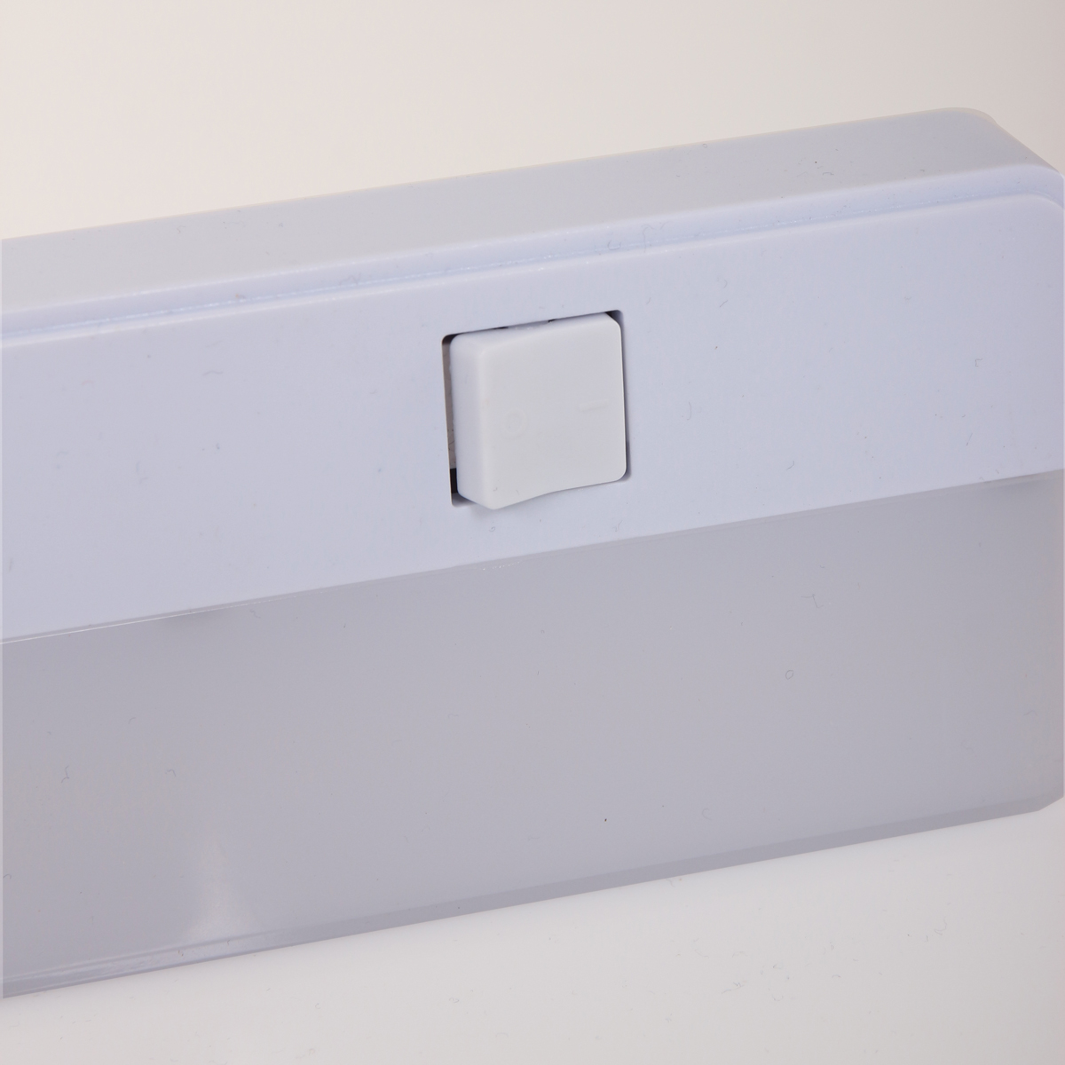 vanthoeftverlichting-voorburg-keukenkast0-steinhauer-led-dimbaar