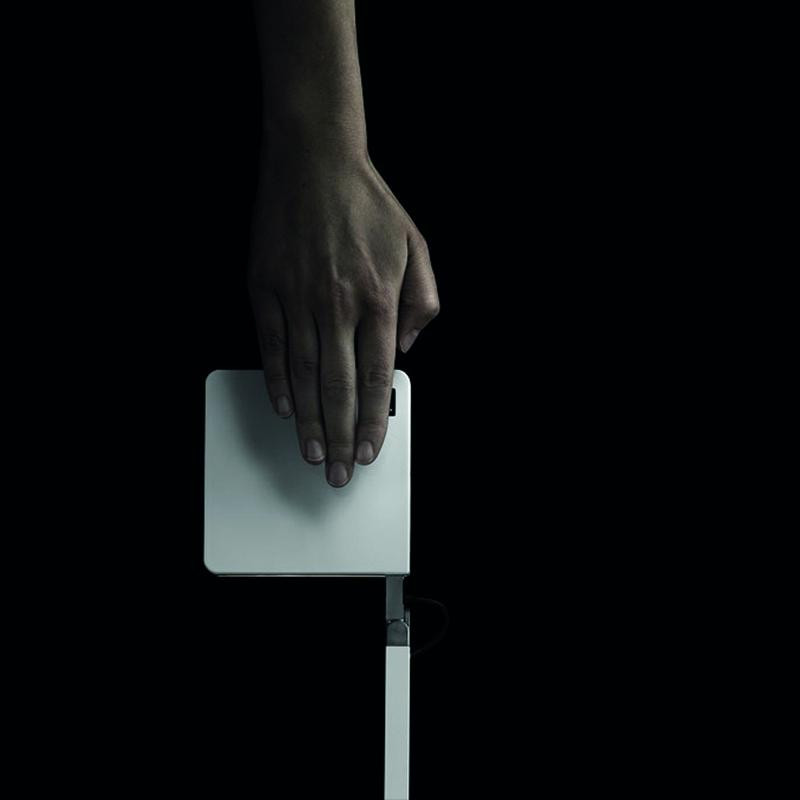 vanthoeftverlichting-voorburg-tafellamp-nimbus-accu-dimbaar-led