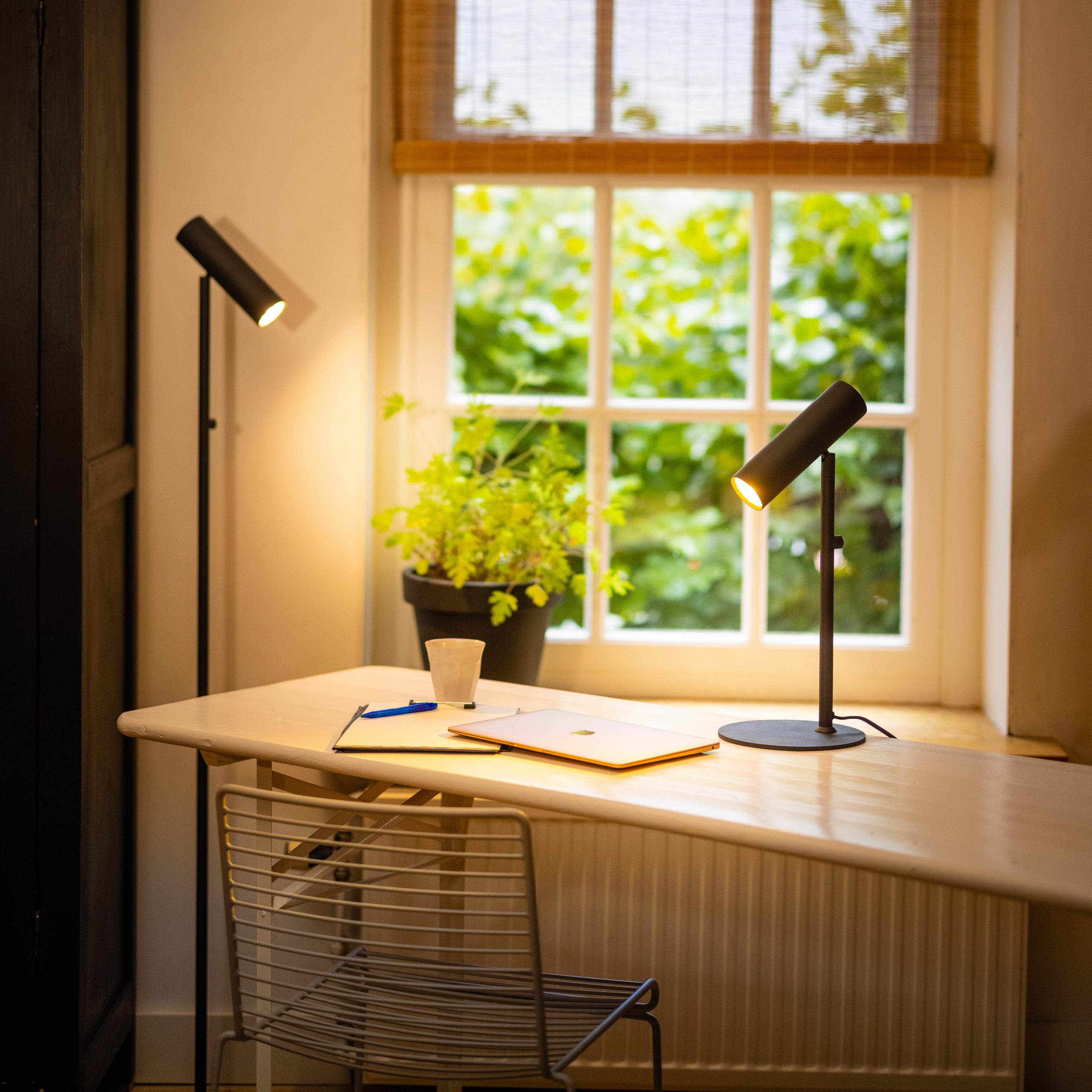 vanthoeftverlichting-voorburg-vloerlamp-leeslamp-tafellamp-nikki-eth-expo vanthoeftverlichting-voorburg-vloerlamp-leeslamp-tafellamp-nikki-eth-expo