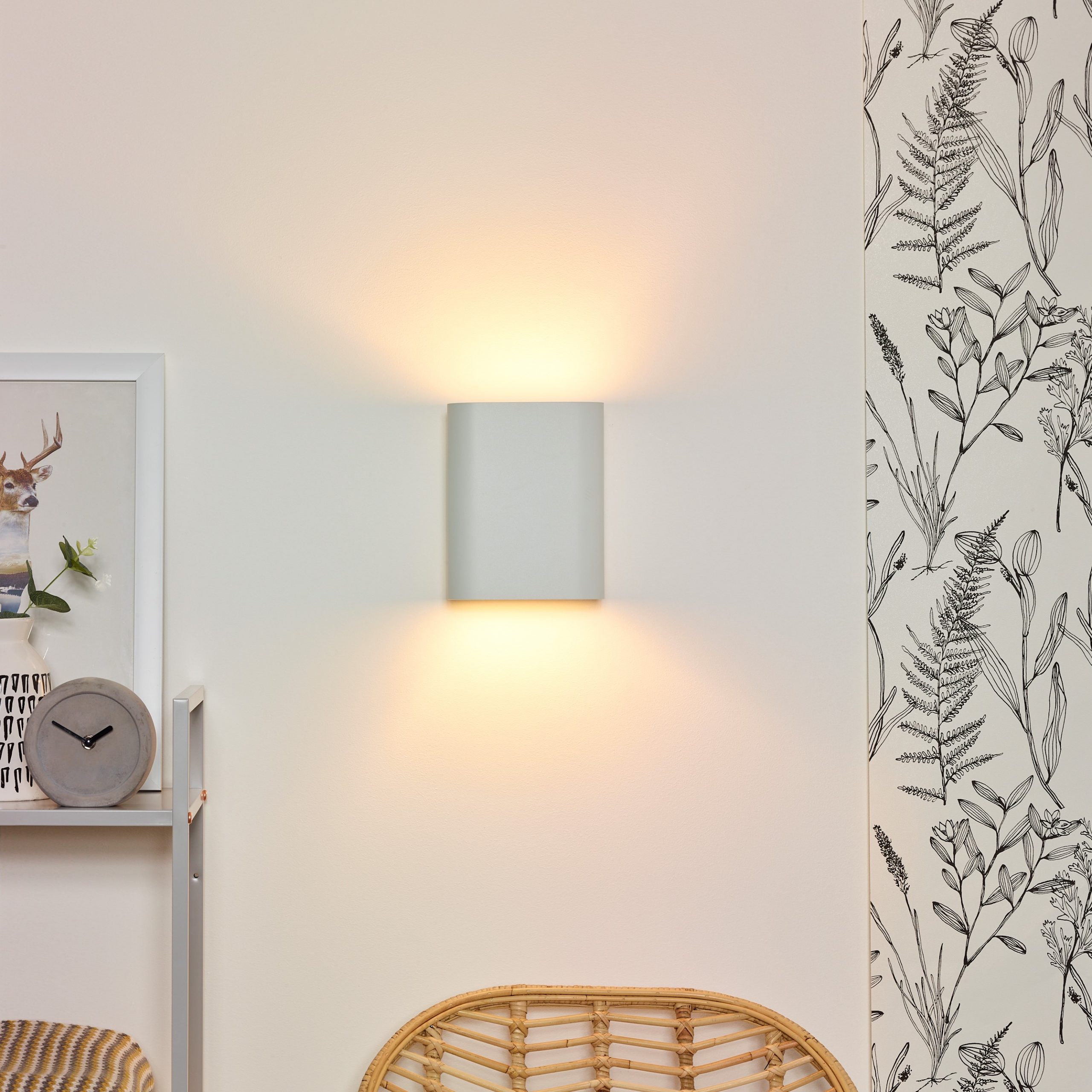 vanthoeftverlichting-voorburg-wandlamp-ovalis-lucide